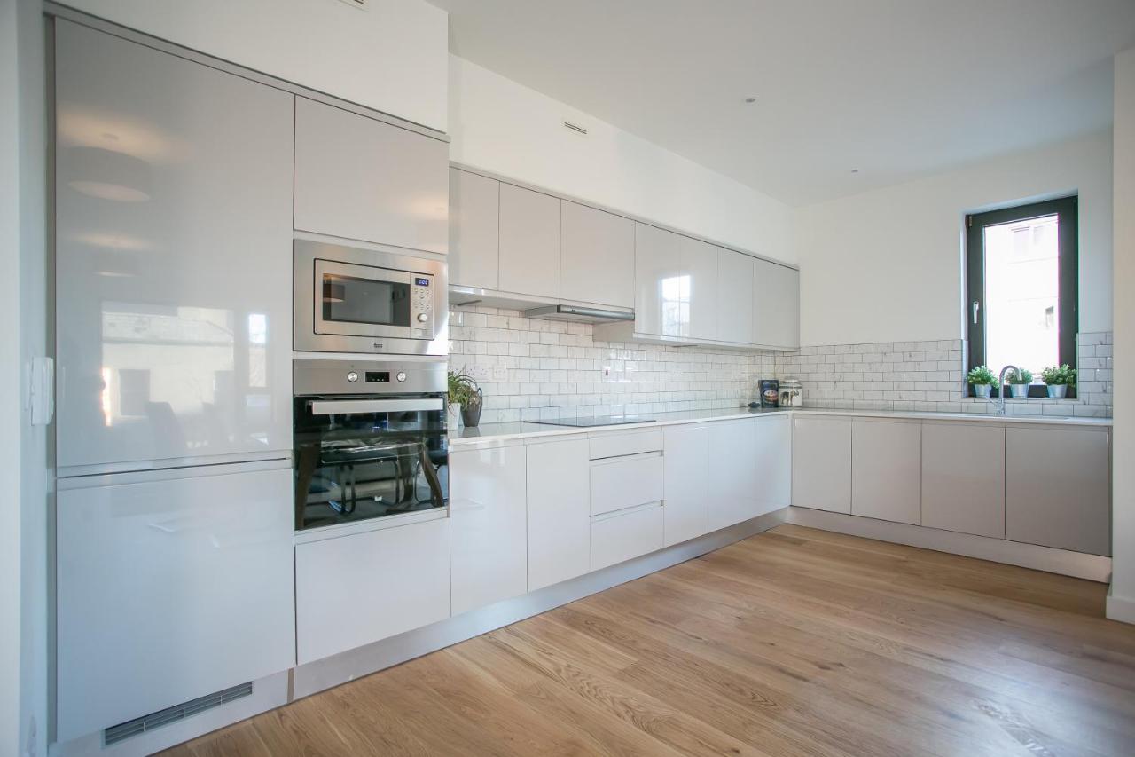 דבלין Grand Canal Square Apartments מראה חיצוני תמונה