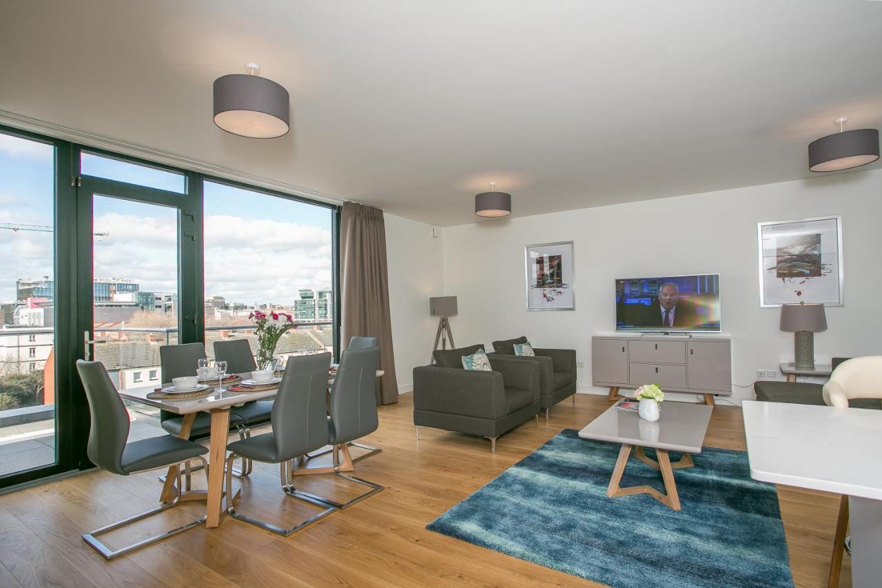 דבלין Grand Canal Square Apartments מראה חיצוני תמונה
