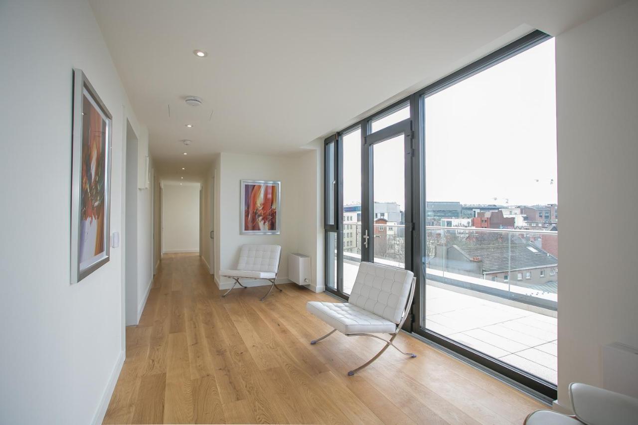 דבלין Grand Canal Square Apartments מראה חיצוני תמונה