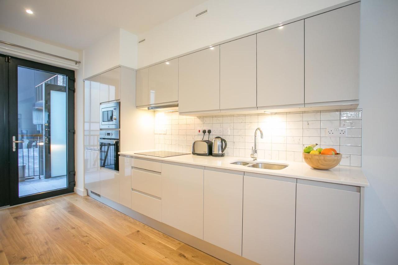 דבלין Grand Canal Square Apartments מראה חיצוני תמונה