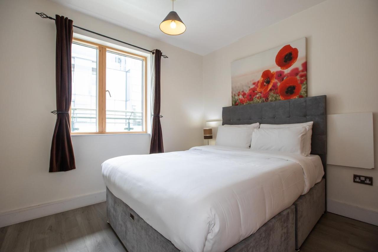 דבלין Grand Canal Square Apartments מראה חיצוני תמונה