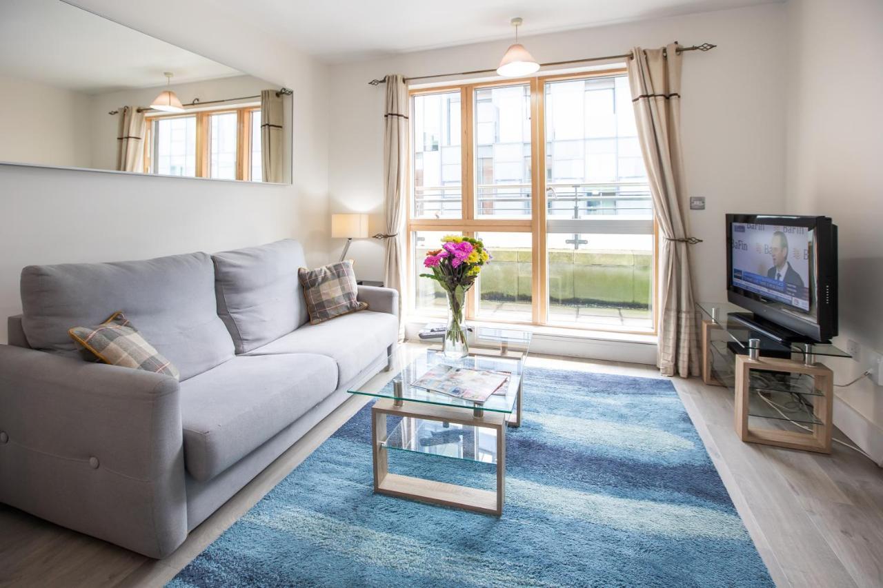 דבלין Grand Canal Square Apartments מראה חיצוני תמונה