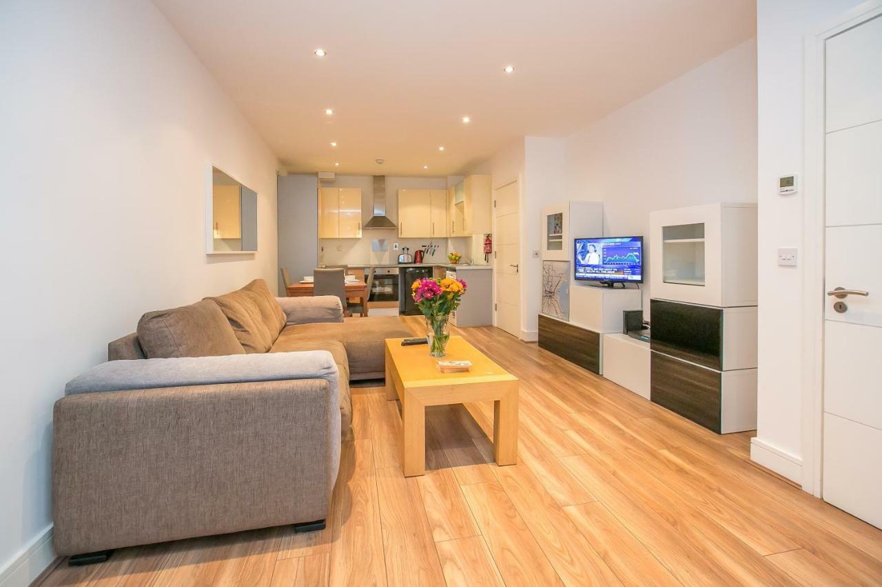 דבלין Grand Canal Square Apartments מראה חיצוני תמונה