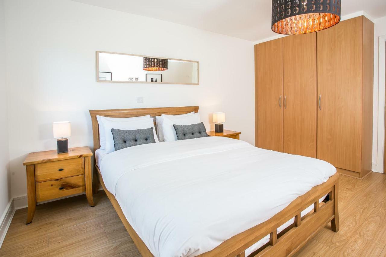 דבלין Grand Canal Square Apartments מראה חיצוני תמונה