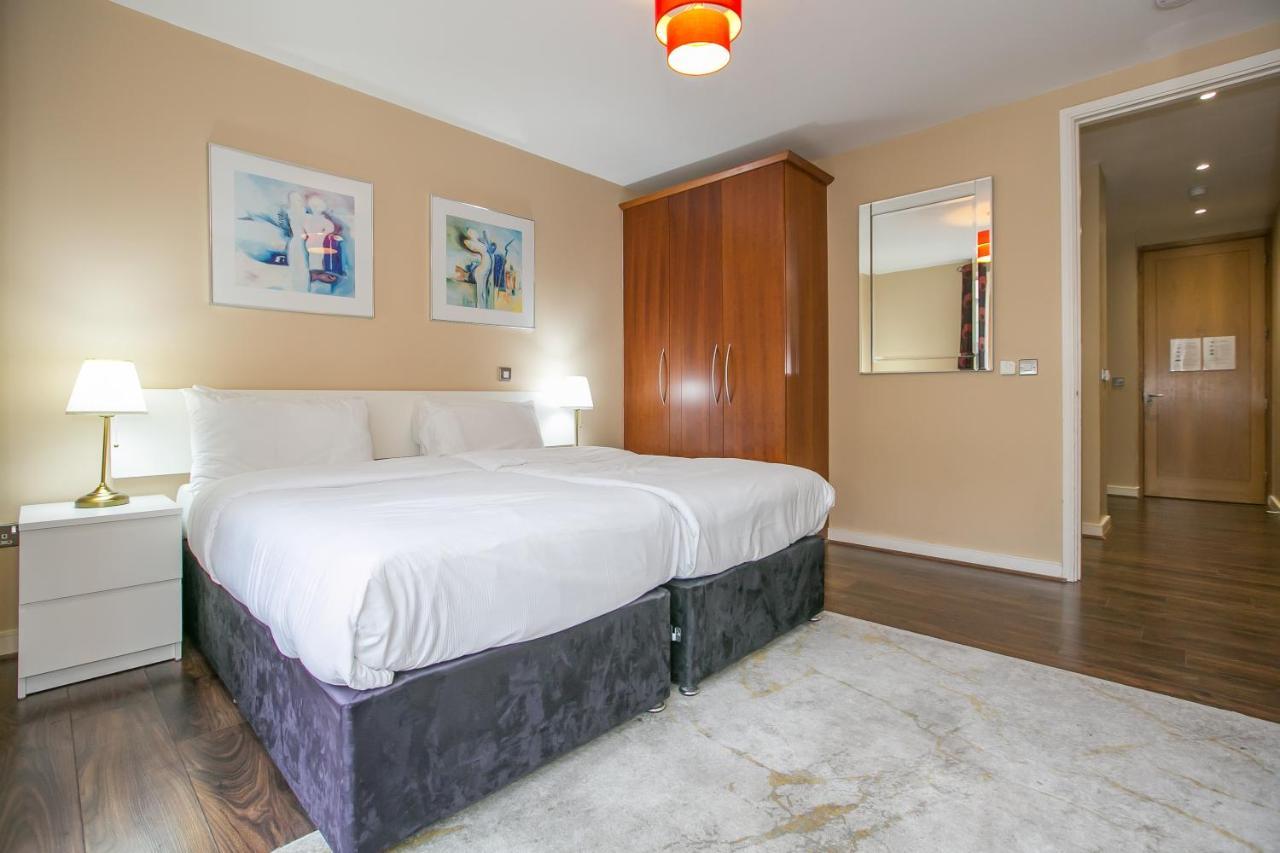 דבלין Grand Canal Square Apartments מראה חיצוני תמונה