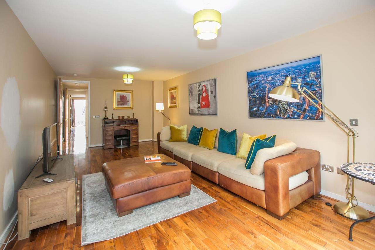 דבלין Grand Canal Square Apartments מראה חיצוני תמונה