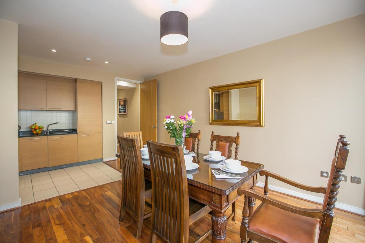 דבלין Grand Canal Square Apartments מראה חיצוני תמונה